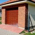 tehlový obklad garáže a vstupu rodinného domu